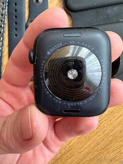 Apple Watch SE - 3