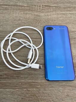 Predám telefón Honor 10 4gb Ram, 64gb - 3