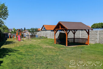 BOSEN | Rodinný dom s veľkým pozemkom – Rohovce - 3