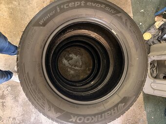 Zimne pneumatiky Hankook suv 235/65 R17 - 3