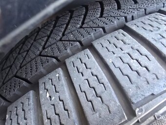5x112 r18 škoda Vega + zimné pneu conti - 3