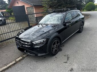 Mercedes-Benz E 220d 4MATIC All-Terrain AMG - 3