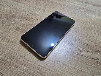 Samsung s22 128gb v TOP stave velmi malo pouzivany ma len ve - 3