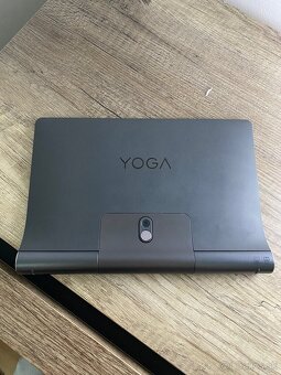 Lenovo Yoga Smart Tab - 3