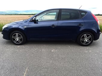 Hyundai I30, 1.4 benzín, r.2010, dobrý stav - 3