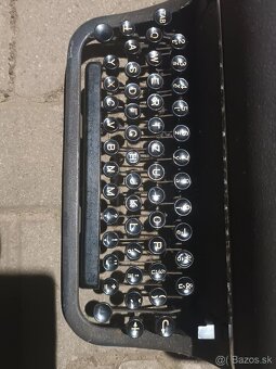 Predam pisaci stroj Zeta - 3