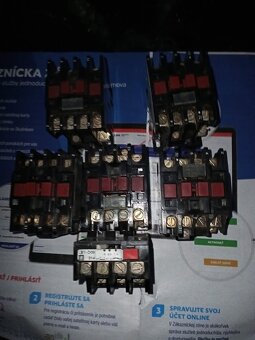 Predám 3.polové  stýkače - 3