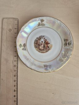 Porcelánový tanierik a šálka - 3