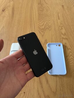 iPhone SE 2020 64 gb Black v záruke + prisleusntvo - 3