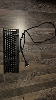 Predám hernú klávesnicu Corsair v perfektnom stave - 3