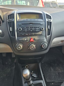 Kia Cee´d 1.6i SK ŠPZ 12.mes.záruka - 3