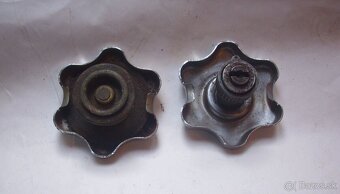 Škoda  spartak a octávia 2x viečko - 3