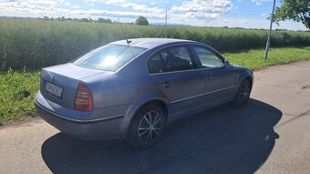 Skoda Superb 2.5tdi automat - 3