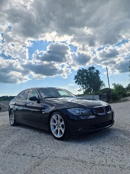 BMW e90 330d 170 kW - 3