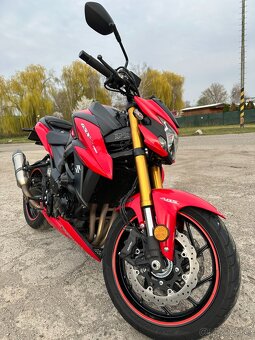 Suzuki GSX S 750 - 3