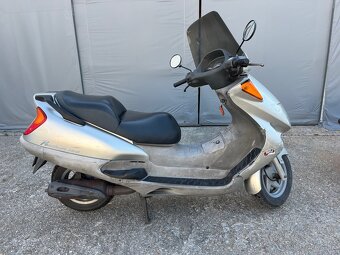 Skuter honda panteón - 3