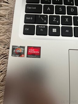 Notebook Asus Vivobook - 3