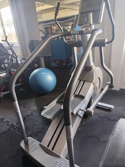 Cross Trainer - 3