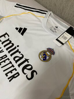 Real Madrid dres 2025/26–Kylian Mbappé #10–veľkosť L,M–nový - 3