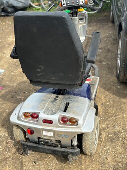 Elektrický invalidný vozík skúter moped pre seniorov - 3