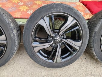 Predám originál letnú sadu HONDA CIVIC X 235/45/R17 - 3
