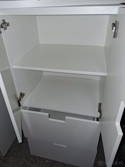 Skrinka so suflikmi - 3