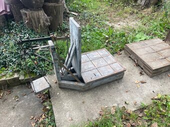 Predám starozitne váhy v zachovalom stave - 3