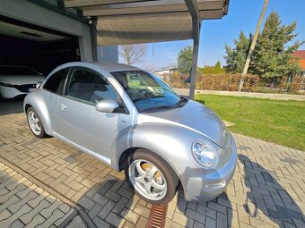 Volkswagen New Beetle - 3
