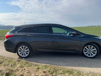 HYUNDAI I40 COMBI 1.7crdi 100kw - 3
