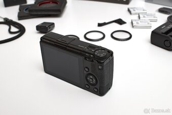 RICOH GRIIIX - 3