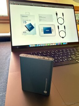 SAMSUNG T5 250GB SSD - 3