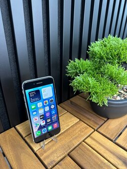 ► Apple iPhone SE 2020 64 GB │ Záruka 1 rok - 3