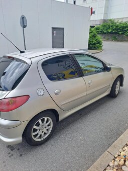 Peugeot 206 - 3