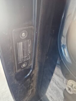 ŠKODA FABIA 2 II KOMBI 2007- ZADNÉ KUFROVÉ DVERE - 3