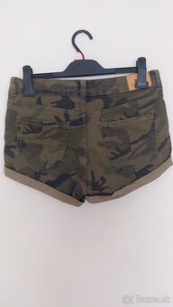Bershka dámske šortky L - 3