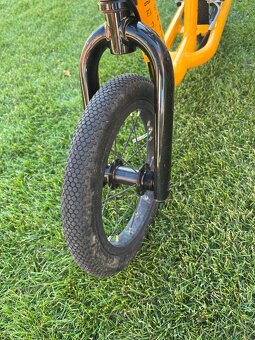 Detské odrážadlo Run Ride 900 12-palcové hliníkové žlté - 3