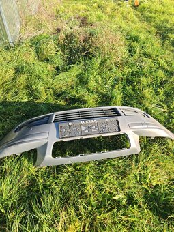 Predám predný nárazník volvo s 40 v 50 c 30 - 3