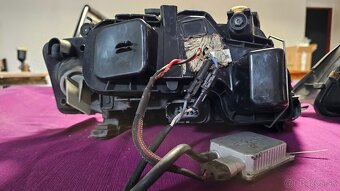 A6 c5 svetlá xenóny - 3