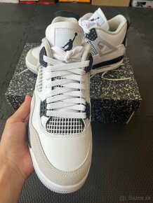 Nike Jordan 4 Military Black - 3