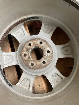 Predám disky 255/650 R17 110T zimne - 3