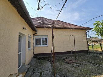 Na predaj rodinný dom v obci Selice - 3