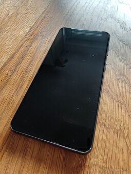 Predám plne funkčný Samsung S21 8/128GB - 3