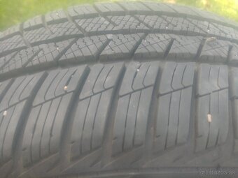 Barum 215/55r17 - 3
