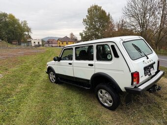 Lada Niva 4x4, 5 dverová - 3