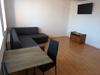 1 izbový byt na prenájom - Nováky - 3