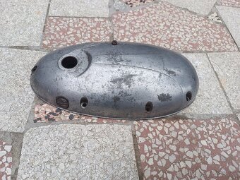 Víko motoru na Jawu ČZ 125-175, a skútr ČZ 501-502 - 3