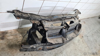 predne čelo okuliare E90 E91 okuliare sahara BMW - 3