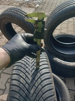 Pneumatiky celoročné - Vredestein 205/55/R16 - 3