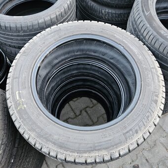 215/60 r17c Michelin - 3