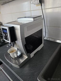 Kavovar Delonghi - 3